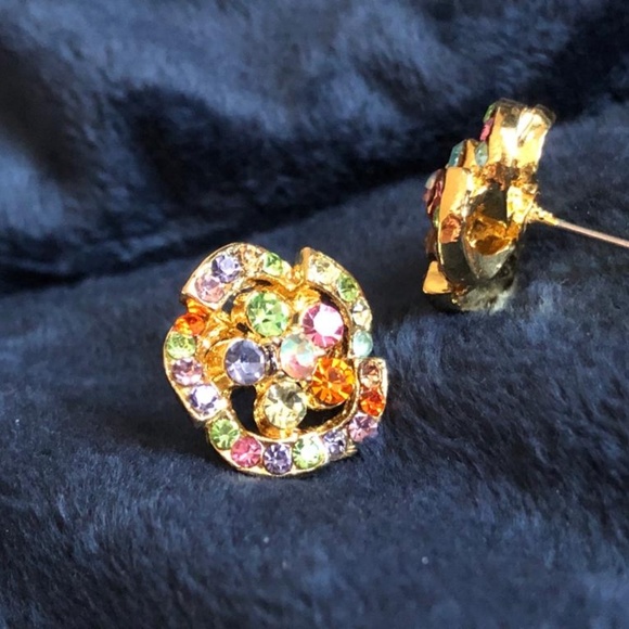 Multicolored Stoned gold toned earrings - Picture 8 of 8
